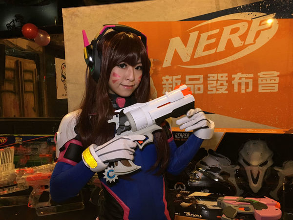 斗阵特攻xnerf系列 死神dva手枪玩具