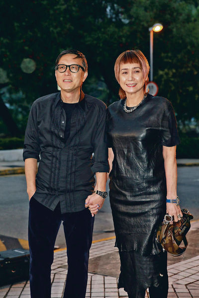 圈中好友叶璇,冯德伦等陆续到贺,刘伟强大谈生日愿望,他表示:「身体