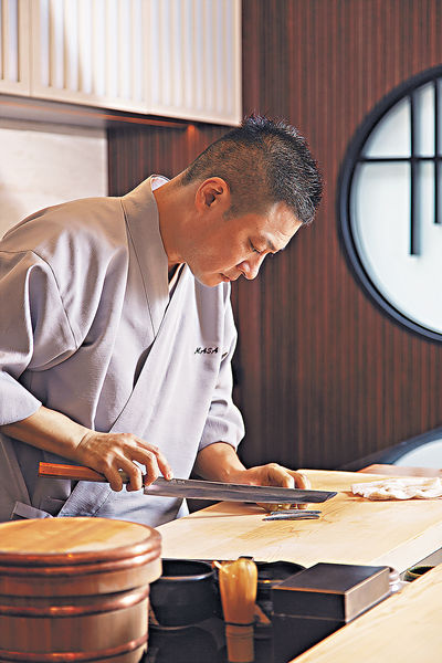 从鮨鲁山到sushi masataka,都是为品尝大厨藤泽昌隆的手艺.