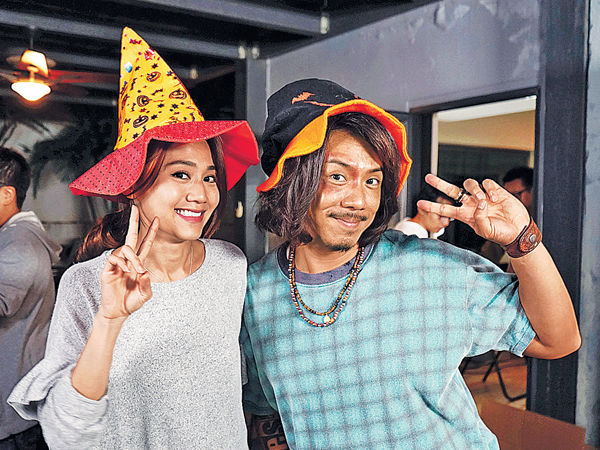 周秀娜叫阿聪做「张敬轩」