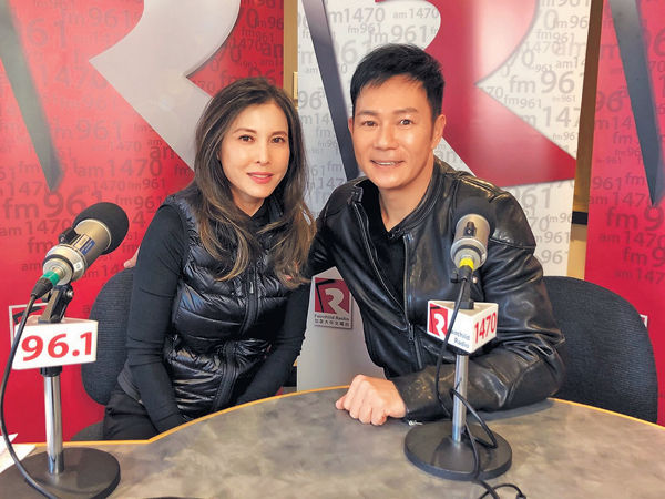 近年剧接剧的张兆辉,早前在内地拍新剧《陪读妈妈》三个月,忙到连老婆