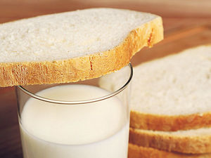 奶类高升糖食物 暗疮元凶
