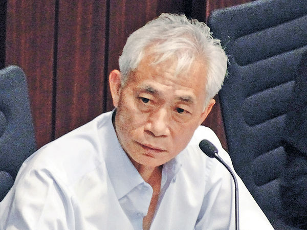 员工指街工无粮出 梁耀忠称非事实